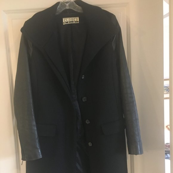 Designer Brand Jacket "Closed" Size small - Picture 3 of 10